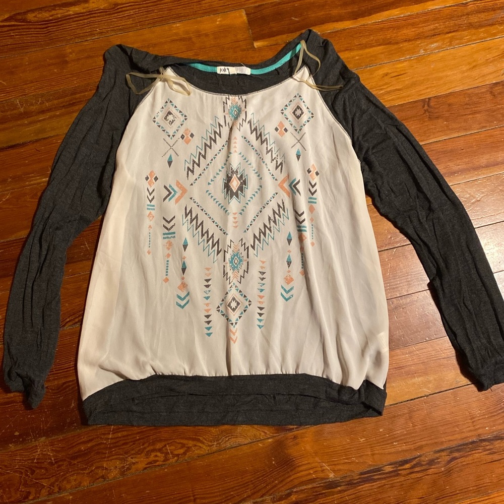 Women’s dress blouse